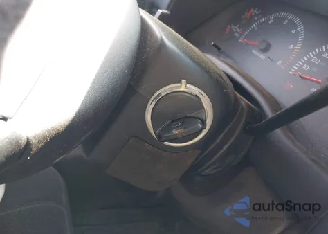 2000 Dodge Dakota Slt/Sport z USA, uszkodzony, nr VIN 1B7GL22X2YS527775